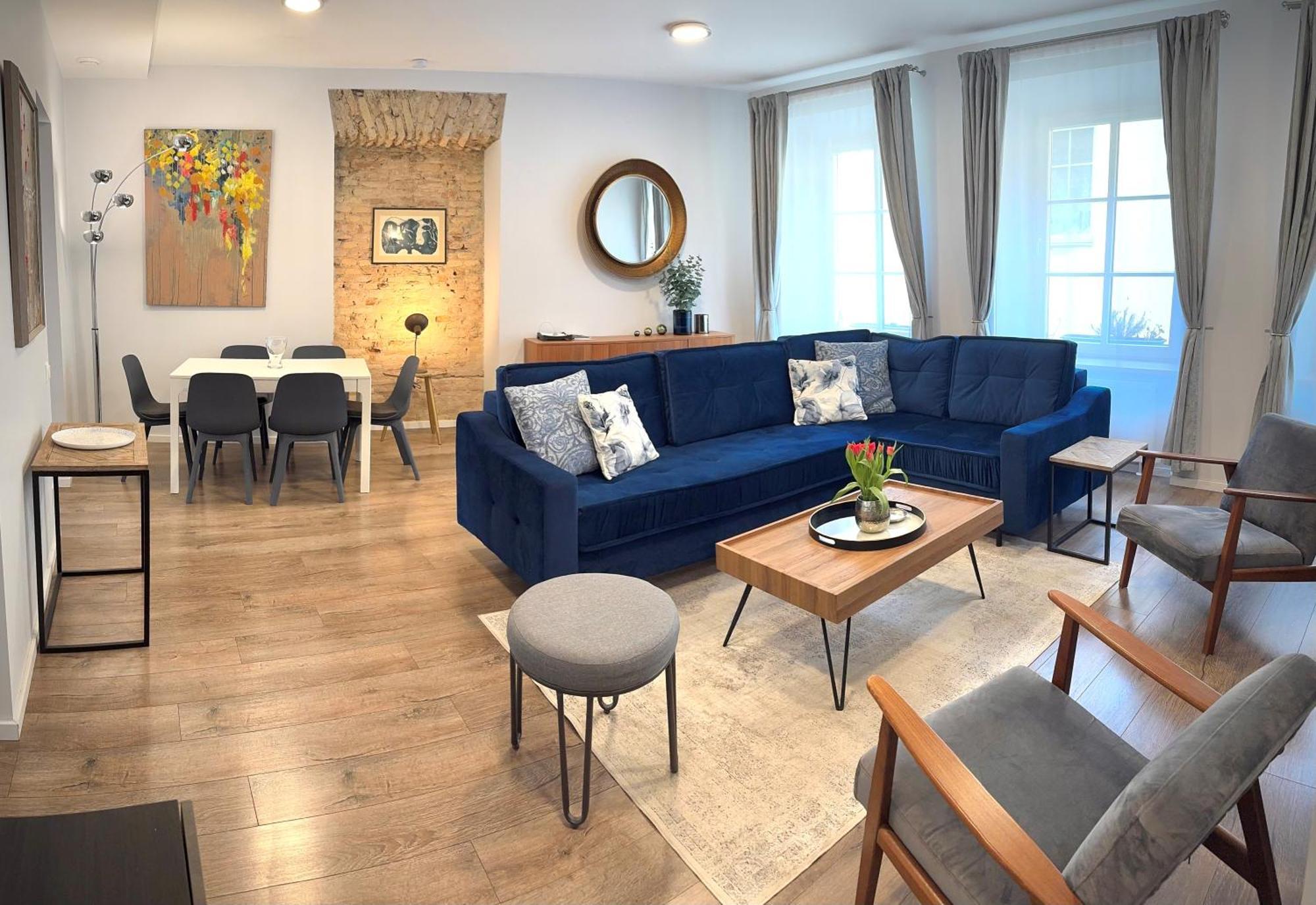 American Flat In The Heart Of Vilnius Luaran gambar